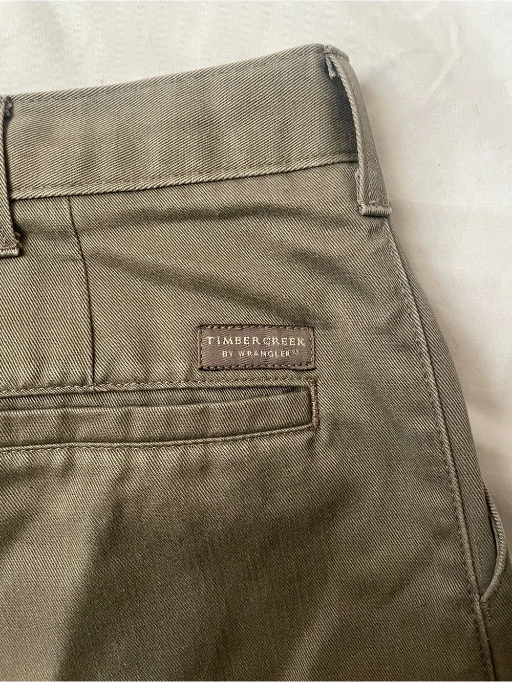 Classic Men’s Olive Green Khaki Dress Pants
